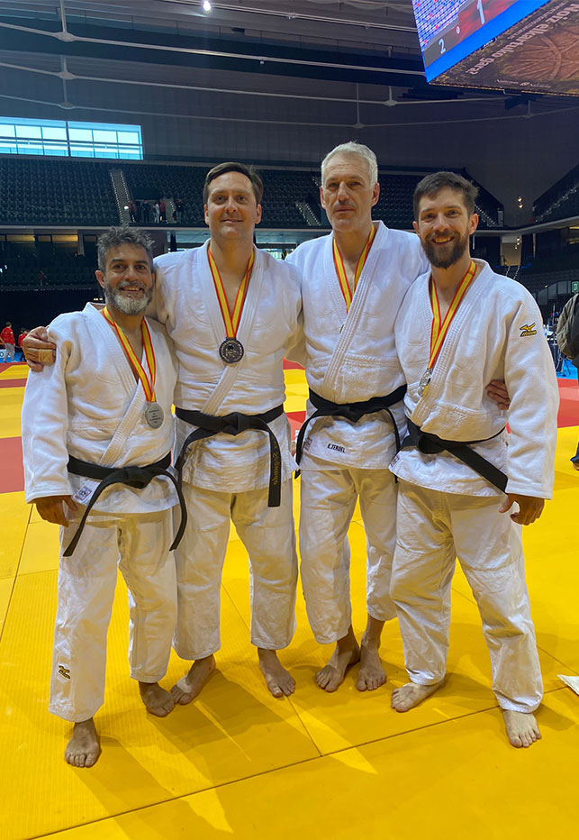 Veteranos medallistas en el Campeonato Nacional de Judo 2022