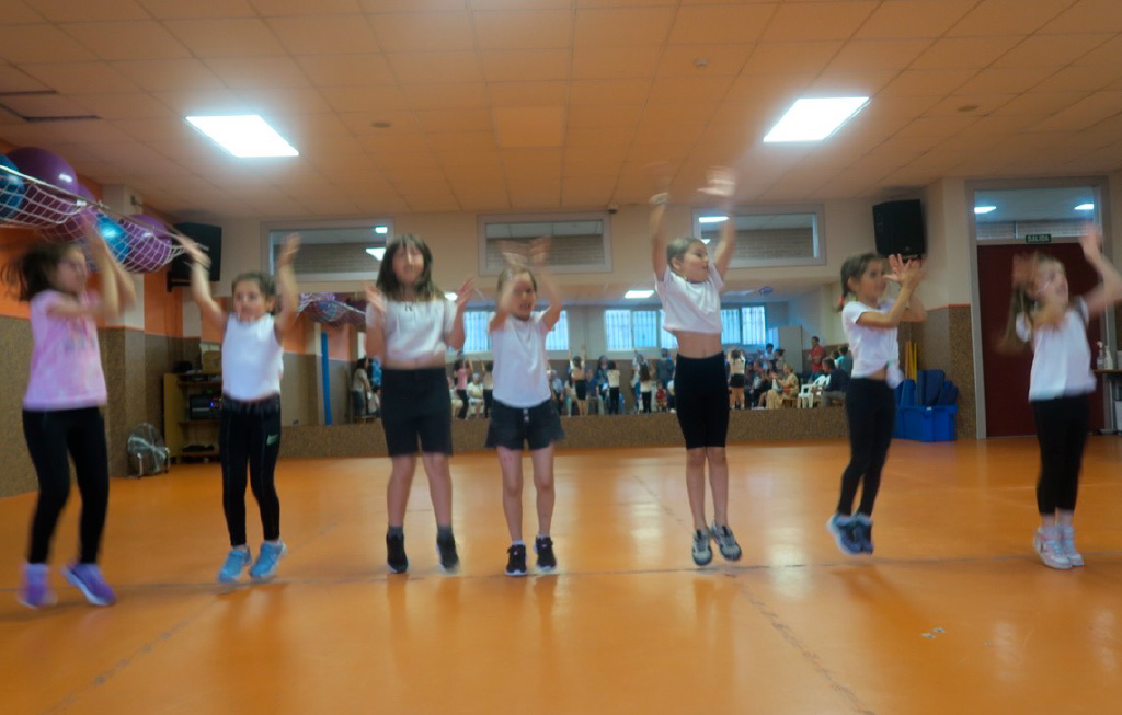 coreografias exhibicion zumba gimnasio larraona