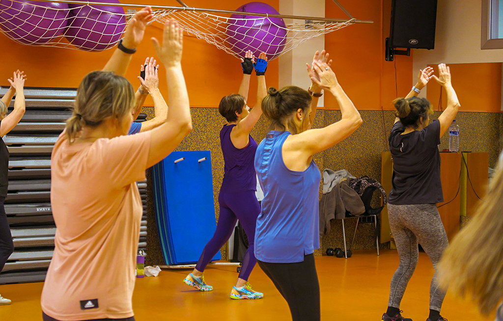 Zumba movimiento brazos